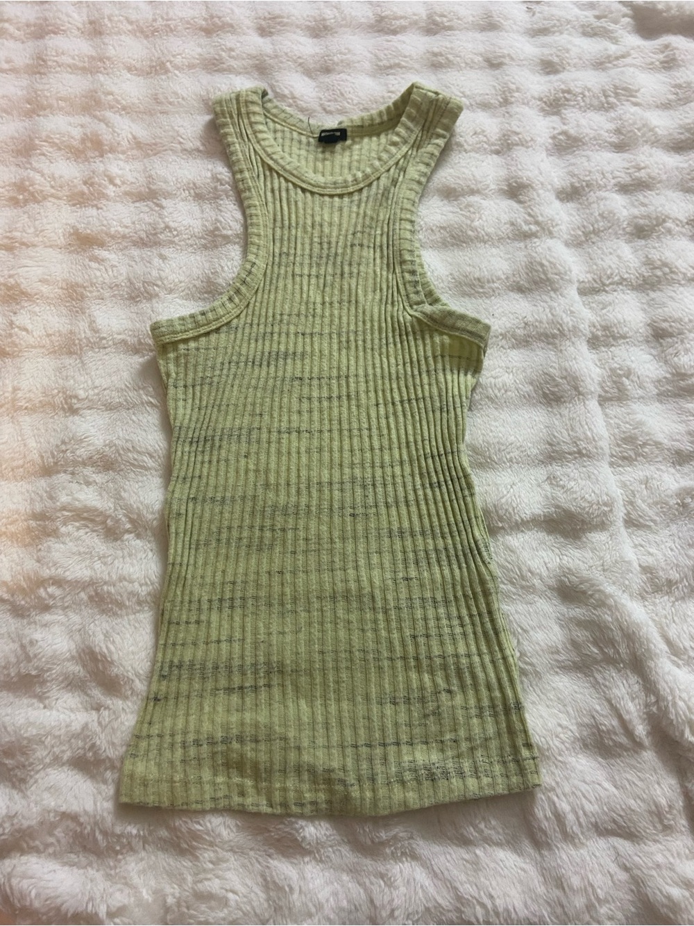 Monrow Ultimate Green Ribbed Racerback Tank Top 34069 - Picture 2 of 7